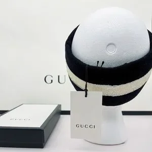 Gucci | Accessories | Nwt Gucci Sequin Gg Embellished Wool  display picture 2